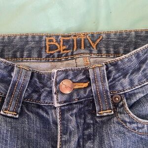 betty’s kimes ranch jeans!!! size 000/34
